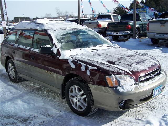 Subaru Outback 2000 photo 1