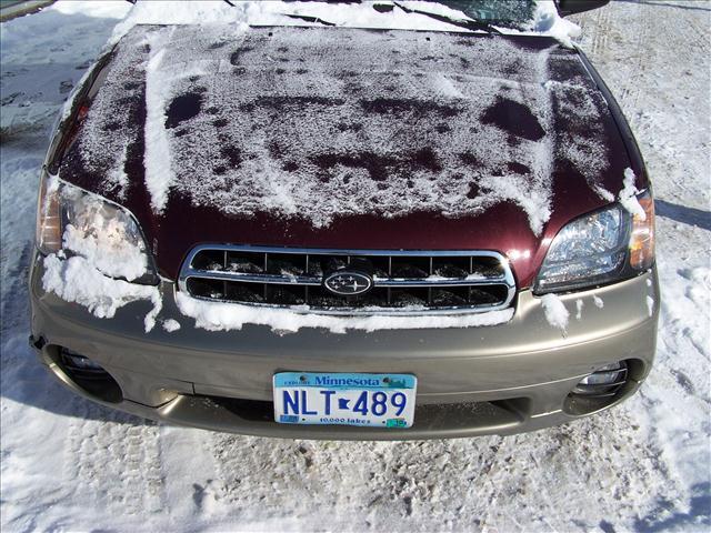 Subaru Outback 2000 photo 3