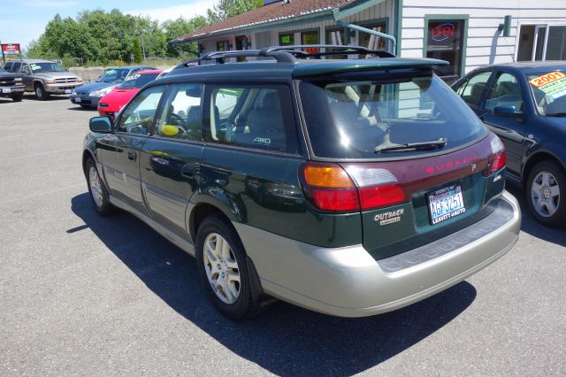 Subaru Outback 2000 photo 12