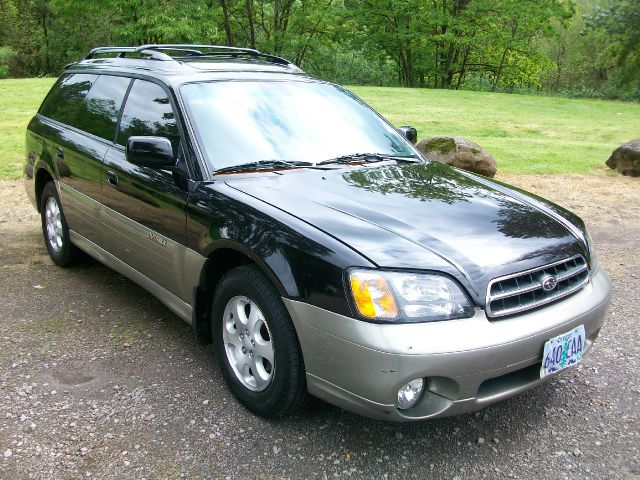 Subaru Outback 2000 photo 4