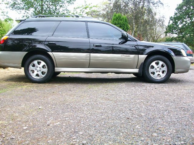 Subaru Outback 2000 photo 5