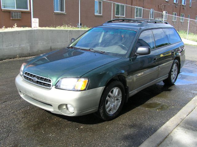 Subaru Outback 2000 photo 7