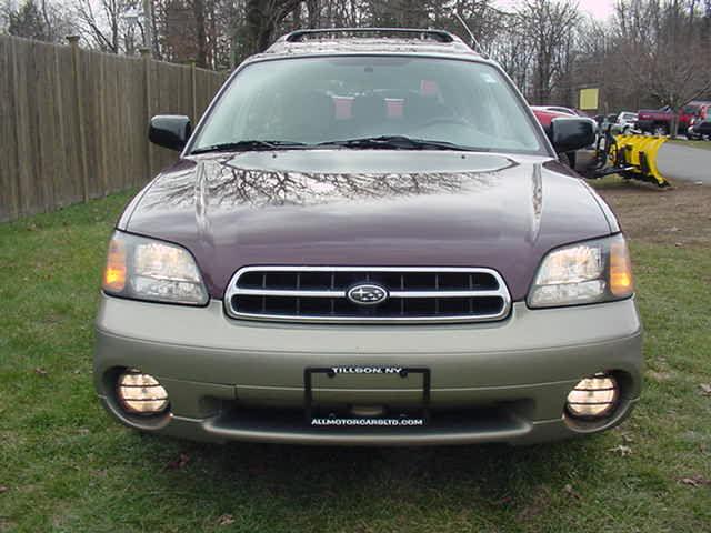 Subaru Outback 2000 photo 1