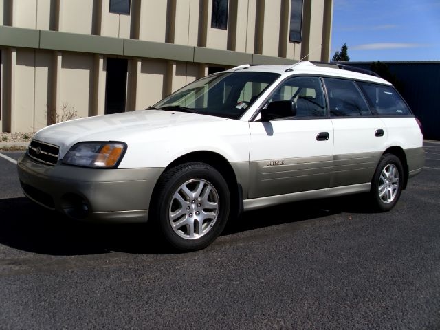 Subaru Outback 4dr Sdn LS W/1ls Wagon