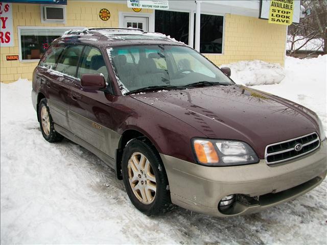 Subaru Outback 2000 photo 2