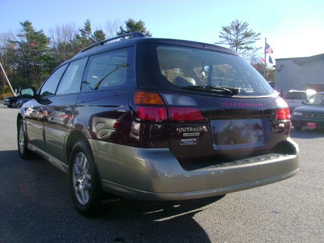 Subaru Outback 2000 photo 1