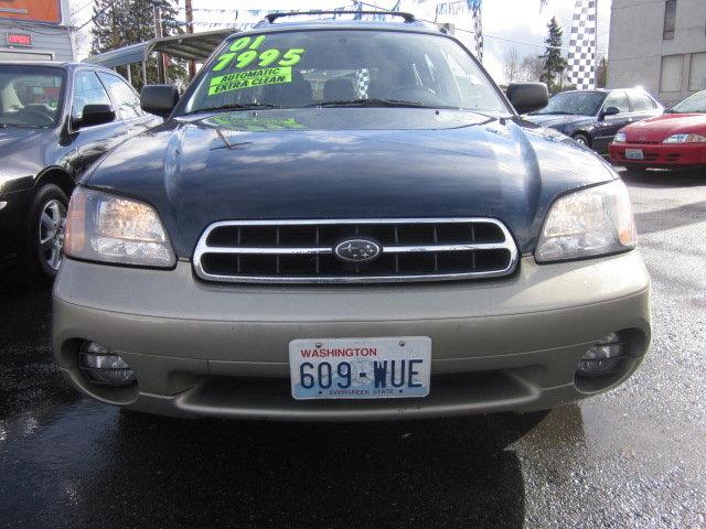 Subaru Outback 2000 photo 1