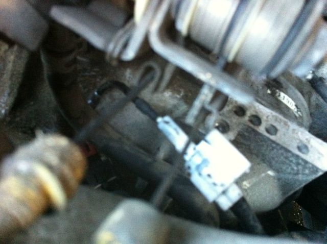 Subaru Outback 2000 photo 3