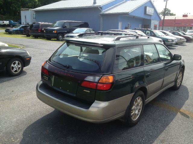 Subaru Outback 2001 photo 3