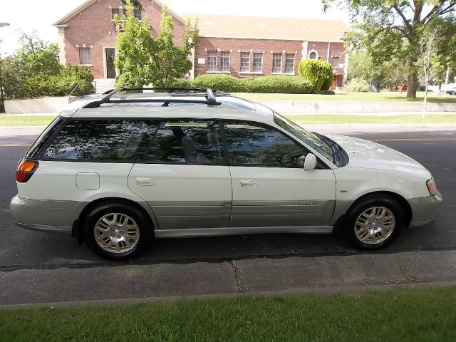 Subaru Outback 2001 photo 3