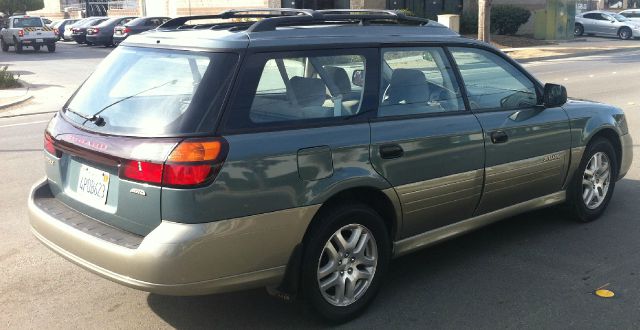 Subaru Outback 2001 photo 4