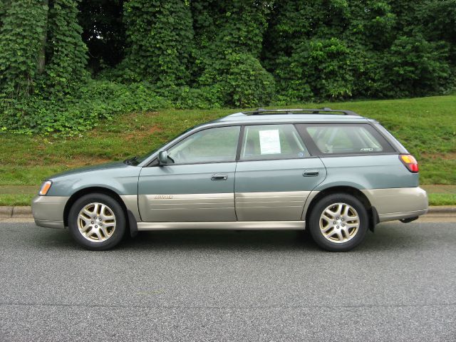 Subaru Outback 2001 photo 2