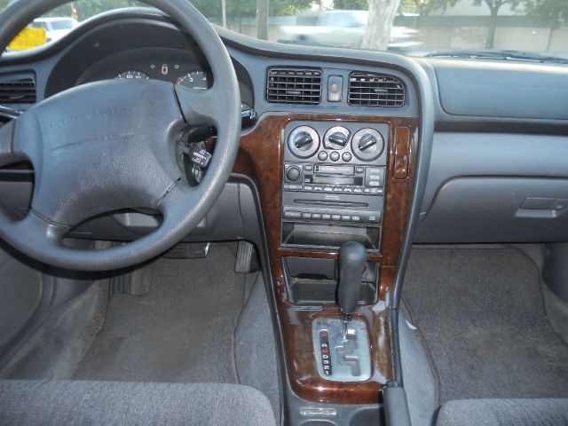 Subaru Outback 2001 photo 6