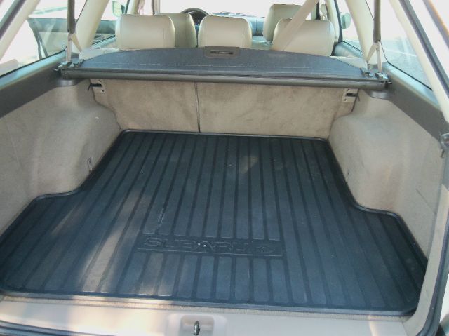 Subaru Outback 2001 photo 12