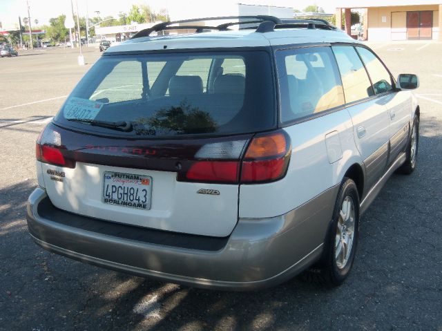 Subaru Outback 2001 photo 19