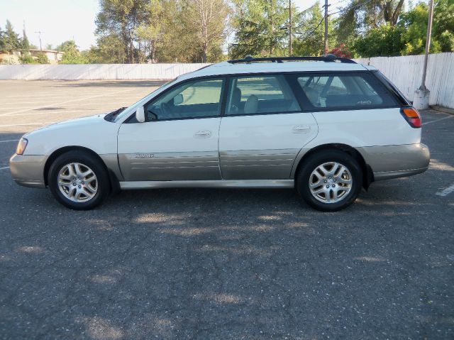 Subaru Outback 2001 photo 25