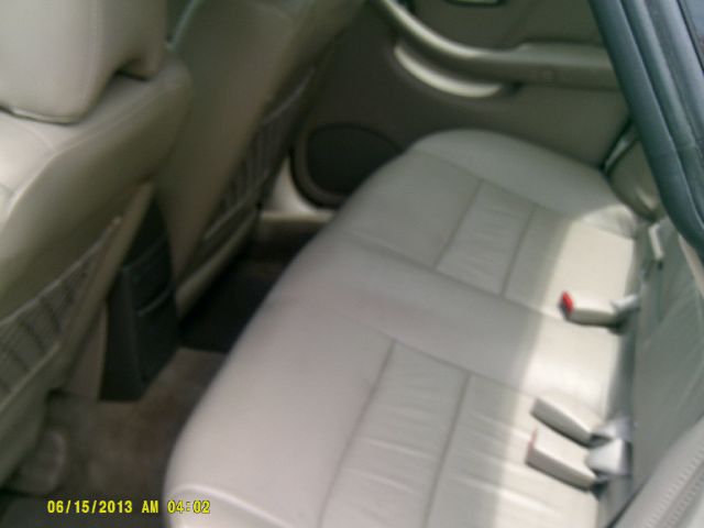 Subaru Outback 2001 photo 3