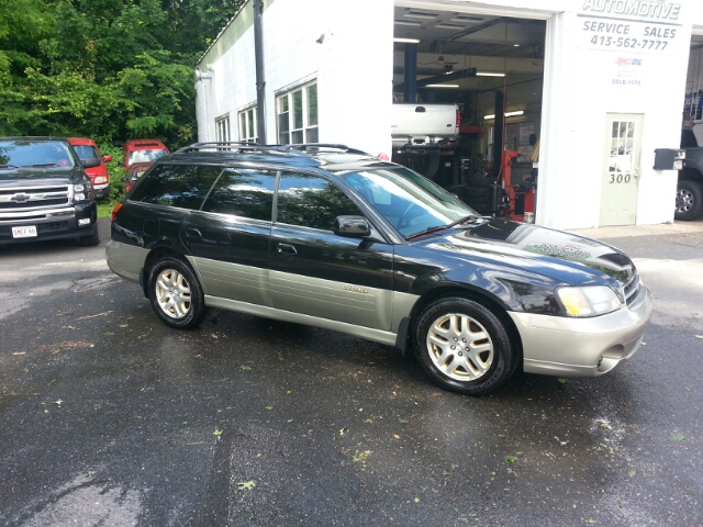 Subaru Outback 2001 photo 1