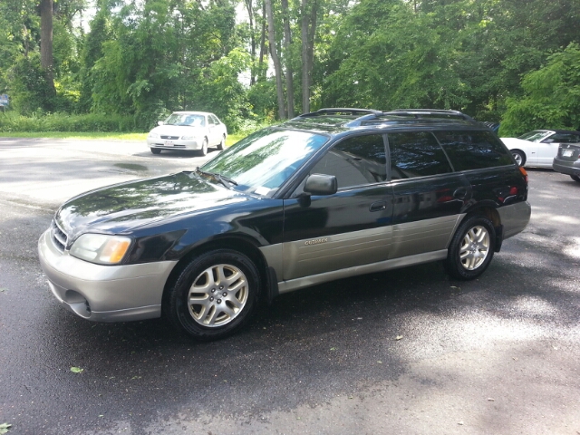 Subaru Outback 2001 photo 2