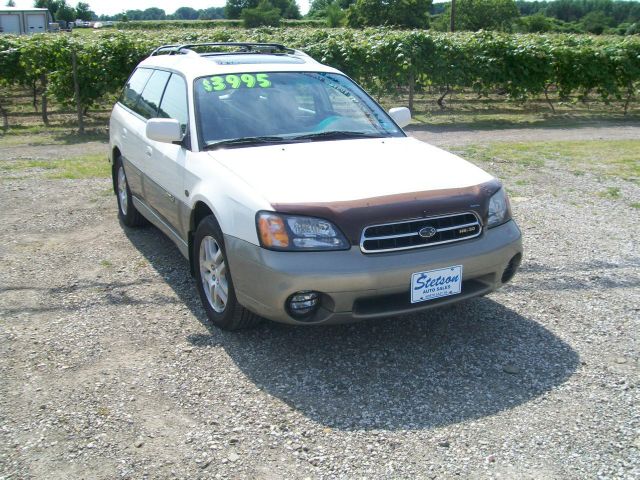 Subaru Outback 2001 photo 1