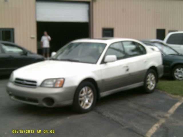 Subaru Outback 2001 photo 6