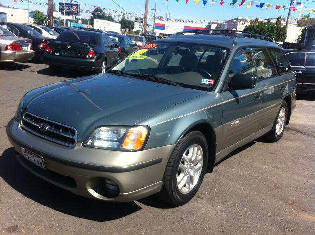 Subaru Outback 2001 photo 4