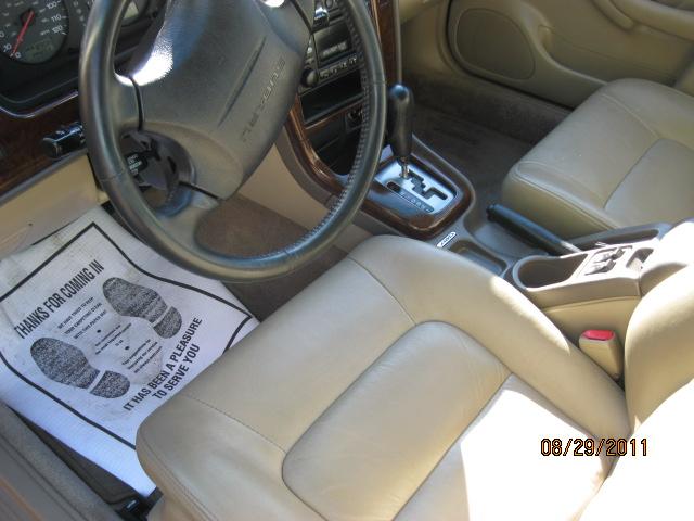 Subaru Outback 2001 photo 4