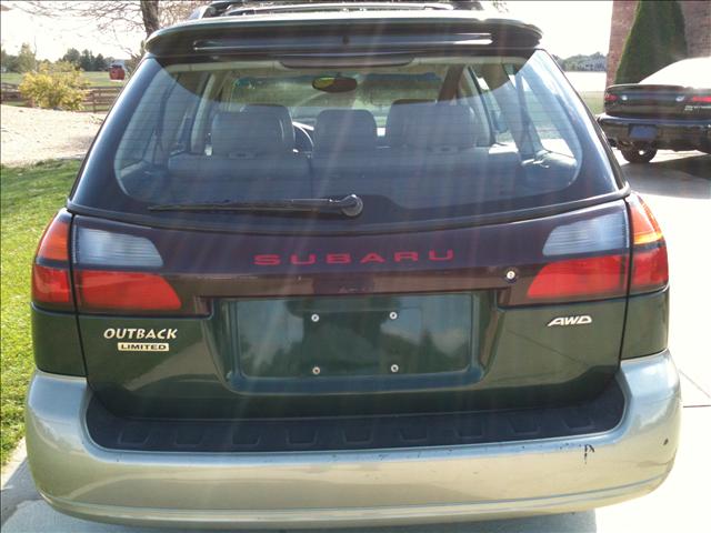 Subaru Outback 2001 photo 1