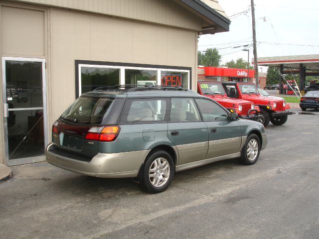 Subaru Outback 2001 photo 3