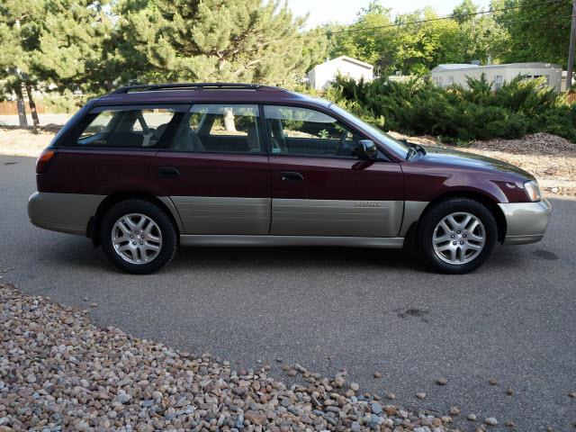 Subaru Outback 2001 photo 8