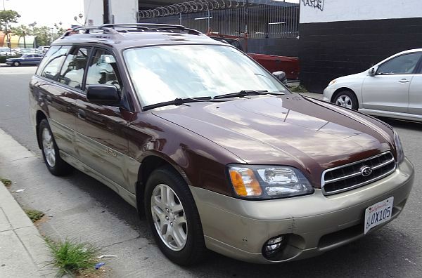 Subaru Outback 2001 photo 3