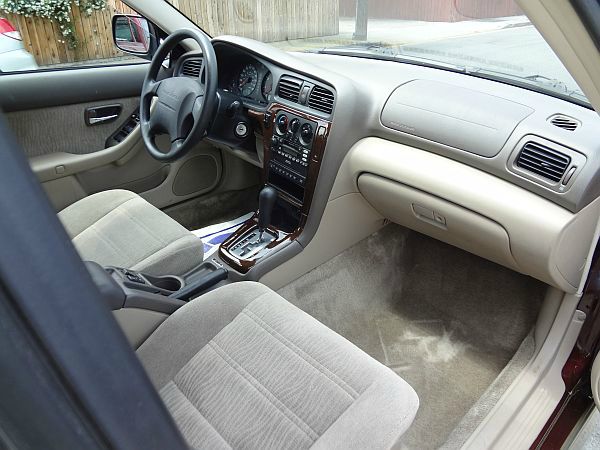 Subaru Outback 2001 photo 5