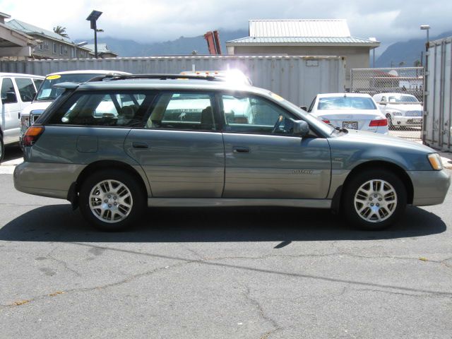 Subaru Outback 2001 photo 2