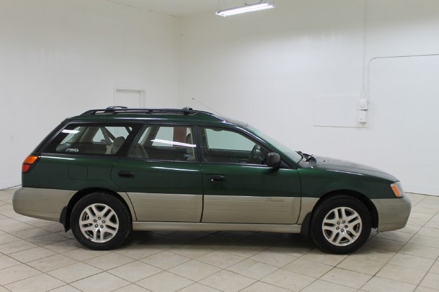 Subaru Outback 2001 photo 2