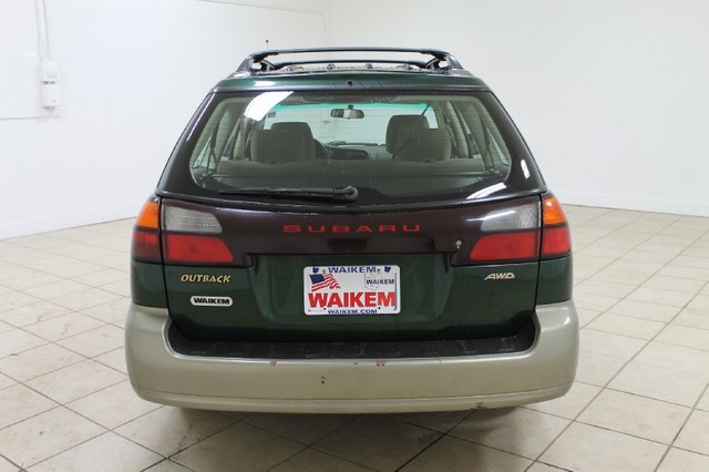 Subaru Outback 2001 photo 3