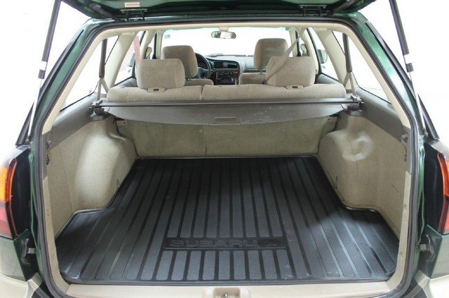 Subaru Outback 2001 photo 4