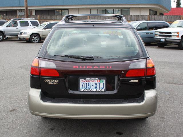 Subaru Outback 2001 photo 1