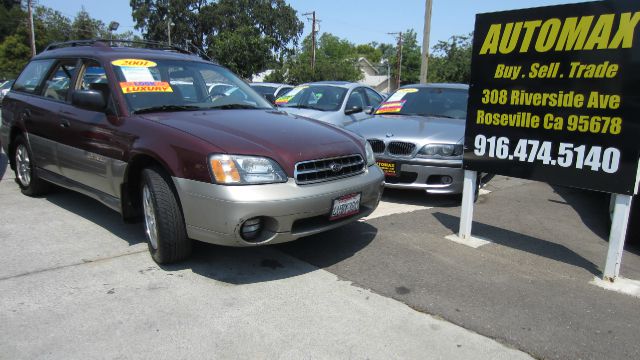 Subaru Outback 2001 photo 2