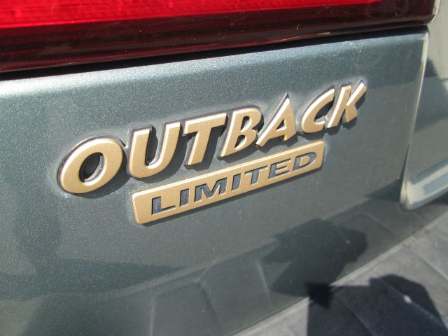 Subaru Outback 2001 photo 3