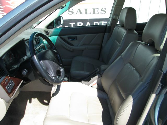 Subaru Outback 2001 photo 8