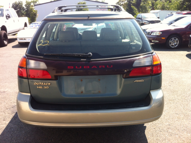 Subaru Outback 2001 photo 3