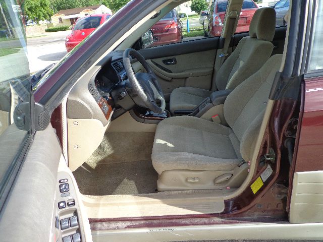 Subaru Outback 2001 photo 1