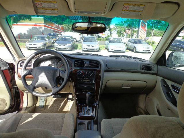 Subaru Outback 2001 photo 7