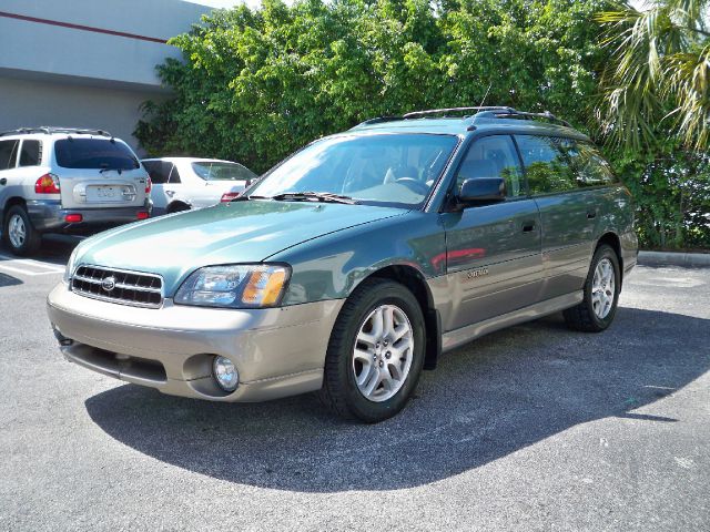 Subaru Outback 2001 photo 2