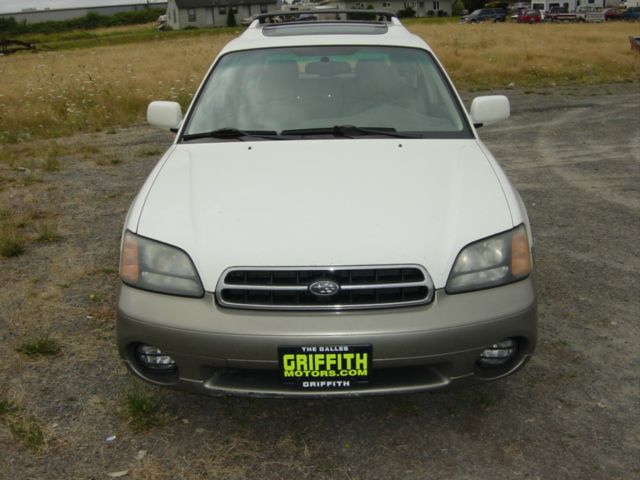 Subaru Outback 2001 photo 2