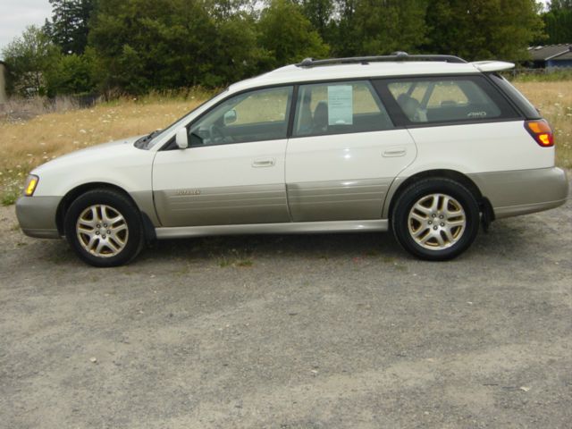 Subaru Outback 2001 photo 4