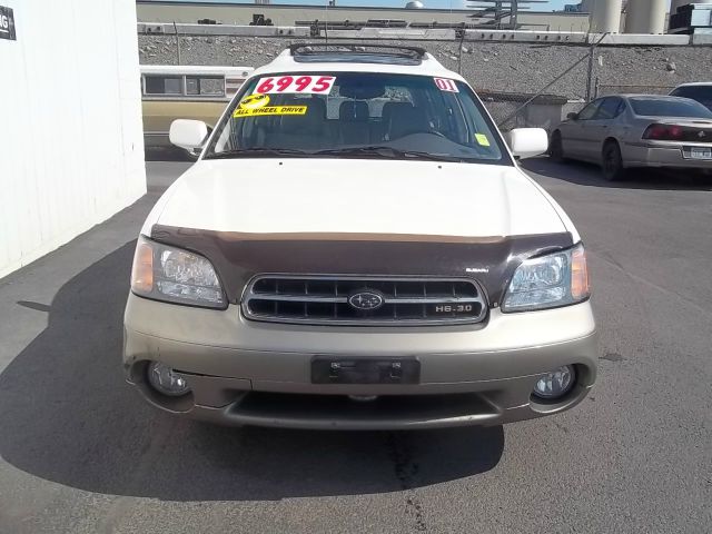 Subaru Outback 2001 photo 1