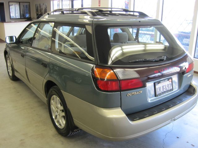 Subaru Outback 2001 photo 1