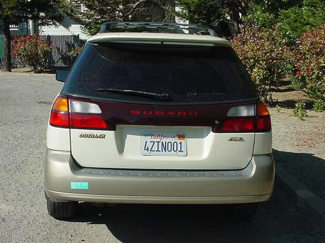 Subaru Outback 2002 photo 2