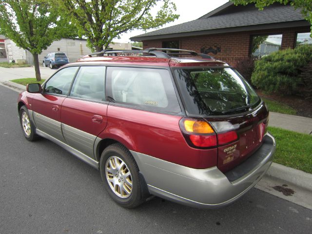 Subaru Outback 2002 photo 11